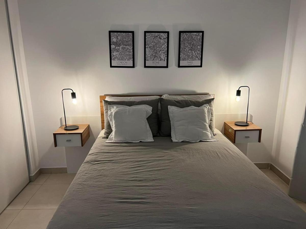 Madryn Apartment *